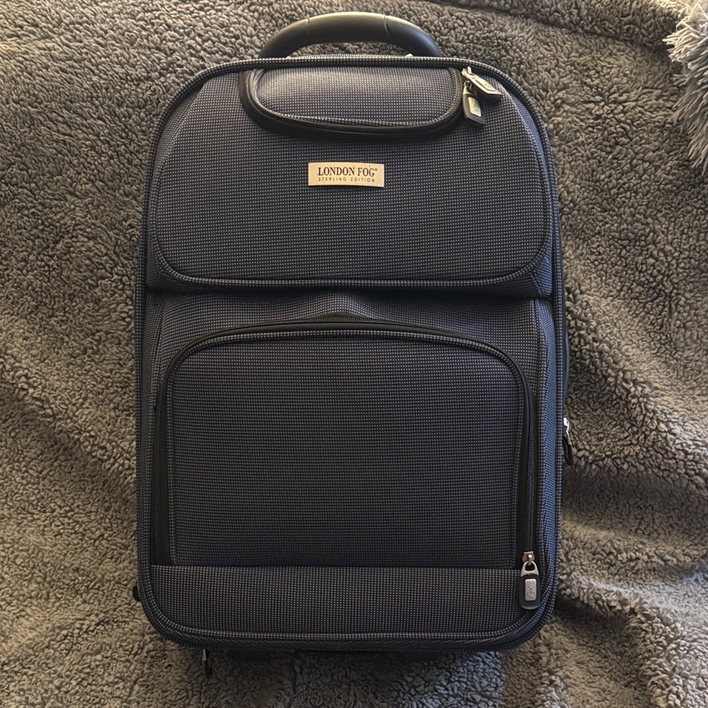 London Fog Navy Travel Bag